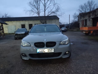 BMW 5 Series foto 4