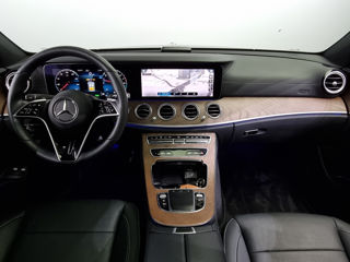 Mercedes E-Class foto 4