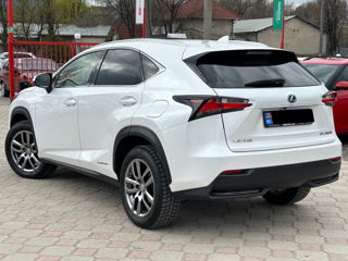 Lexus NX Series foto 3