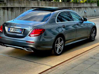 Mercedes E-Class foto 3