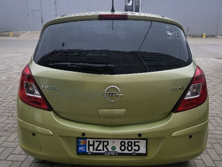 Opel Corsa foto 2