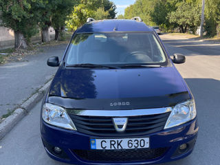 Dacia Logan foto 2