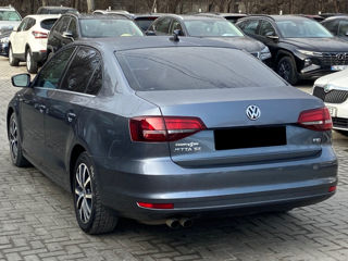 Volkswagen Jetta foto 5