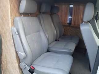 Volkswagen Transporter T 5 foto 8