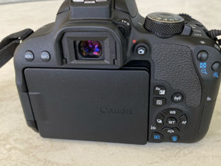 Фотоаппарат Canon EOS 800D foto 4