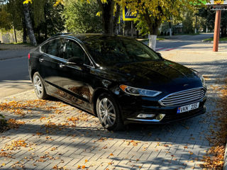 Ford Fusion foto 2