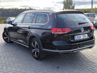 Volkswagen Passat foto 4