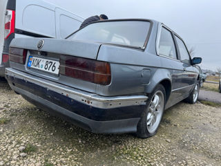 BMW 3 Series foto 5