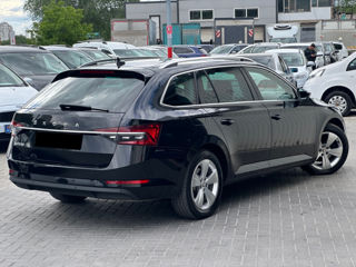 Skoda Superb foto 3