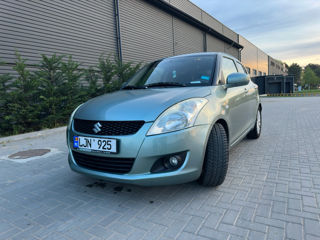 Suzuki Swift foto 1