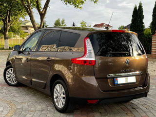 Renault Grand Scenic foto 3