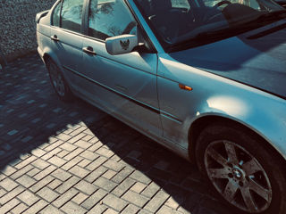 BMW 3 Series foto 5