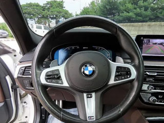 BMW 5 Series foto 5