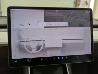 Tesla Model 3 foto 8