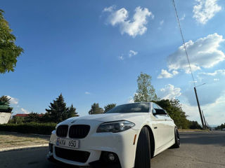 BMW 5 Series foto 7