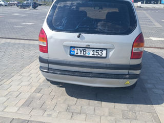 Opel Zafira foto 3