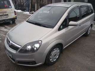 Opel Zafira foto 3