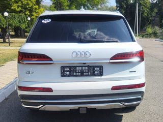 Audi Q7 foto 9