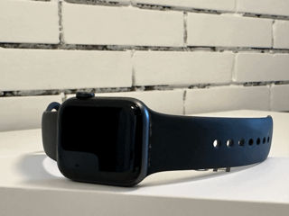 Apple Watch SE 40 mm Space Gray