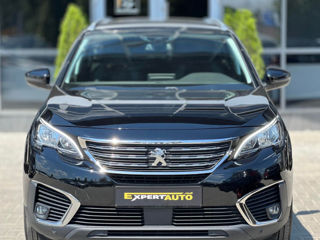 Peugeot 5008 foto 2