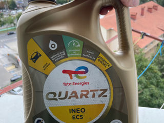 Total Quartz INEO ECS 5w-30
