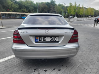 Mercedes E-Class foto 4