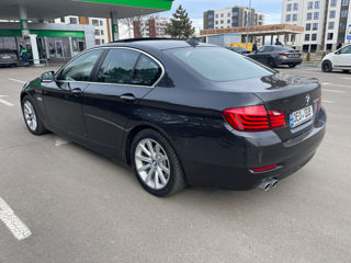 BMW 5 Series foto 3