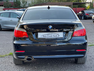 BMW 5 Series foto 9