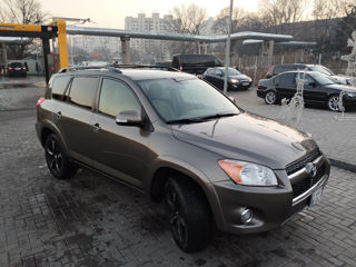 Toyota Rav 4 foto 1