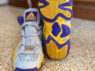 Adidași Adidas Crazy 8 Lakers Edition – mărimea 38, stare excelentă! foto 3