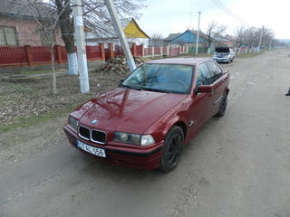 BMW 3 Series foto 2