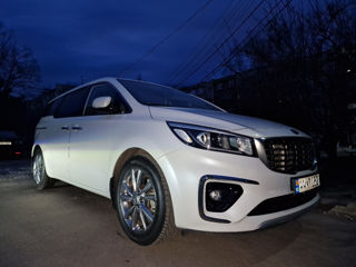 KIA Carnival foto 10