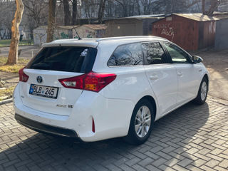 Toyota Auris foto 4