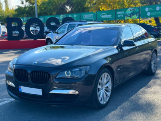 BMW 7 Series foto 2