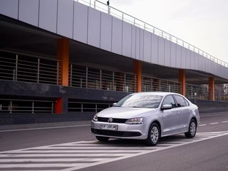 Автопрокат от 16eur - Rent a car from 16eur - Chirie auto de la 16eur foto 2