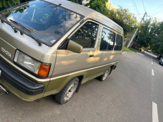 Toyota Hiace, 1989 г.