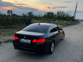 BMW 5 Series foto 6