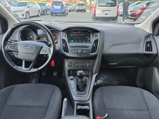 Ford Focus foto 8