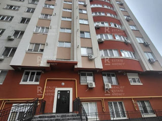 Apartament cu 3 camere, 80 m², Botanica, Chișinău foto 12