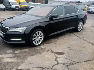 Skoda Superb foto 3