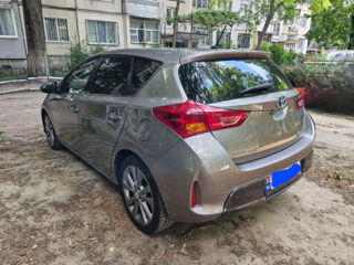 Toyota Auris foto 8