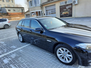 BMW 5 Series foto 6