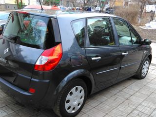 Renault Scenic foto 10