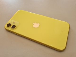 iphone 11 эксклюзивный цвет Yellow! foto 1