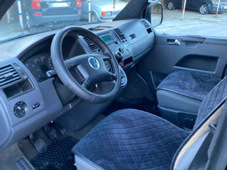 Volkswagen Caravelle foto 6