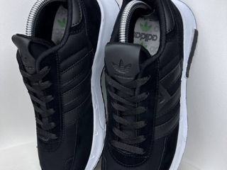 Adidas Black-white