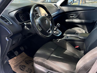 Renault Grand Scenic foto 12