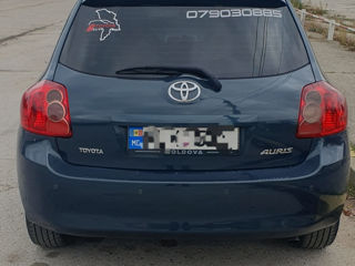 Toyota Auris foto 4