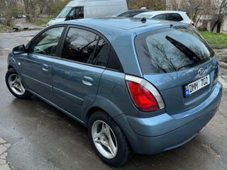 KIA Rio foto 3