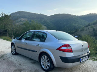 Renault Megane foto 4